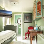 Bed and Breakfast Boutique Haus Noge 4*