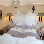 Boutique Haus Noge