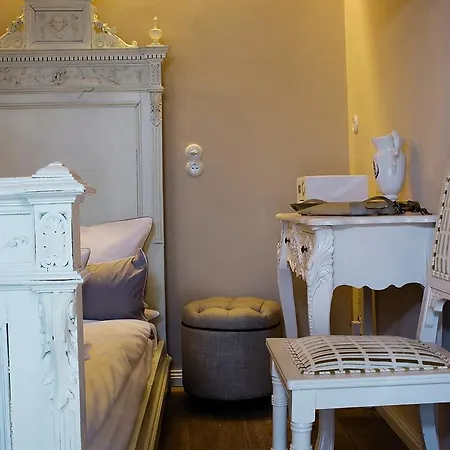 Bed & Breakfast Boutique Haus Noge 4*